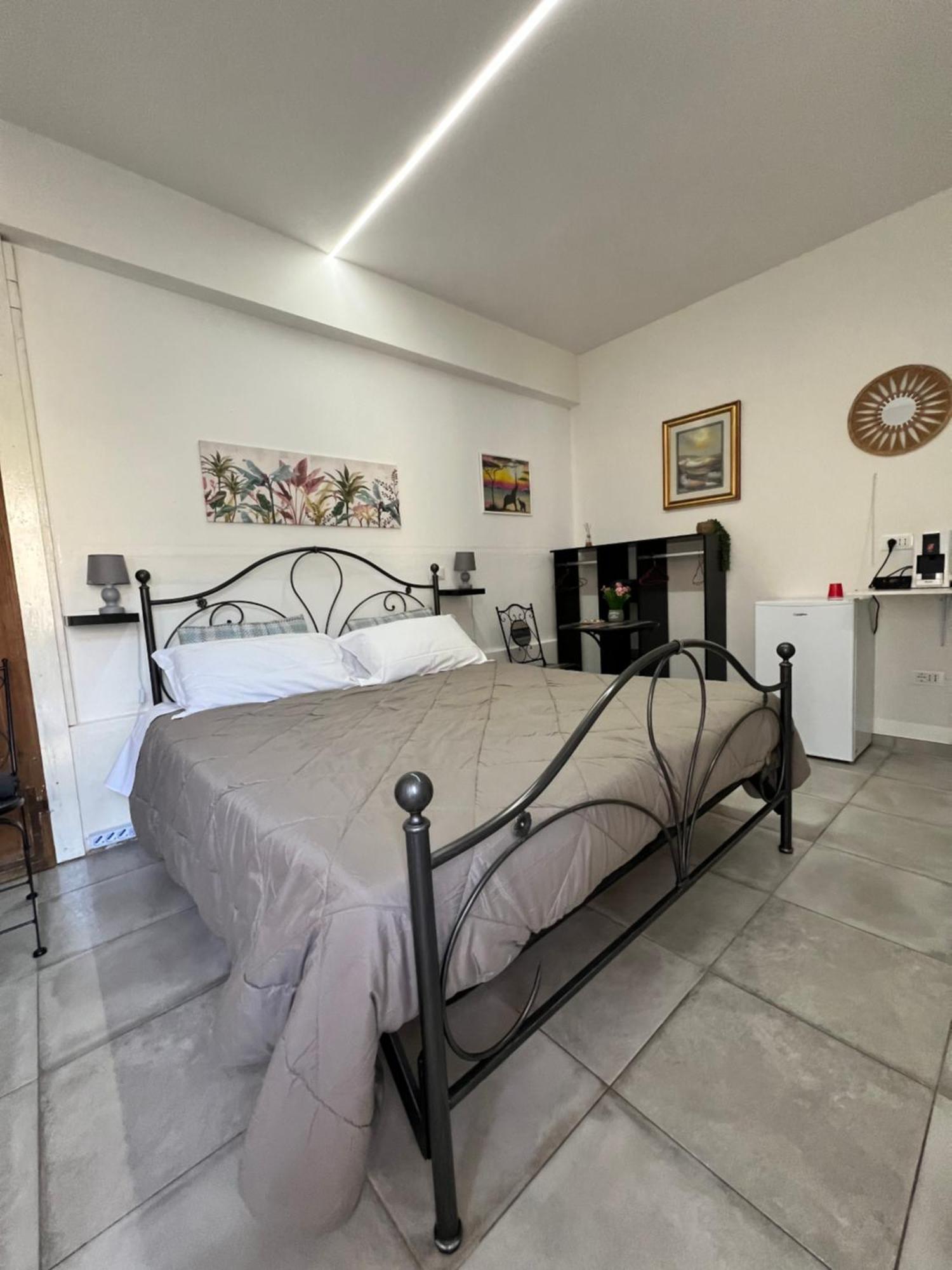 Guesthouse La Casa Di Giada อิโมลา ภายนอก รูปภาพ